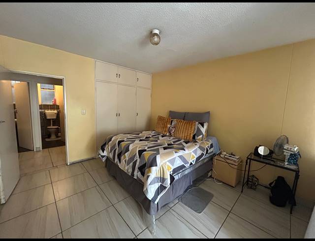 2 BEDROOM APARTMENT FOR SALE IN ARCADIA
